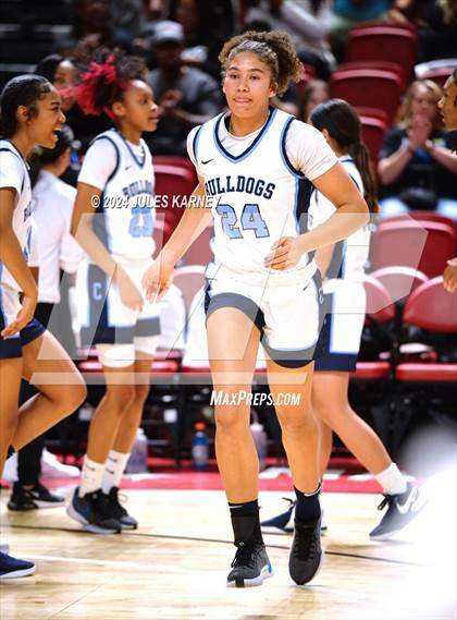 Thumbnail 3 in Centennial vs Bishop Gorman (5A State Finals) photogallery.