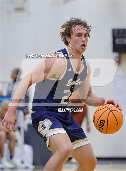 Thumbnail 1 in Pope John Paul II vs. Independence photogallery.