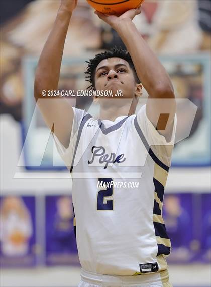 Thumbnail 2 in Pope John Paul II vs. Independence photogallery.