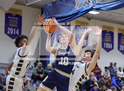 Thumbnail 2 in Pope John Paul II vs. Independence photogallery.