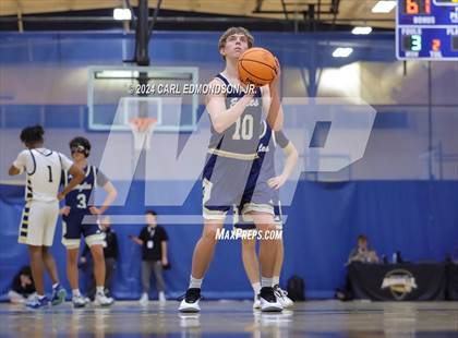Thumbnail 3 in Pope John Paul II vs. Independence photogallery.