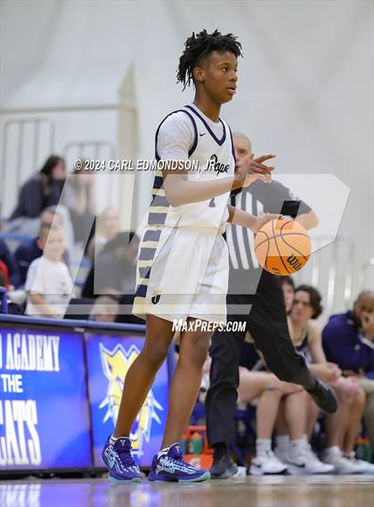 Thumbnail 1 in Pope John Paul II vs. Independence photogallery.