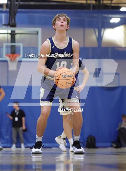Thumbnail 2 in Pope John Paul II vs. Independence photogallery.