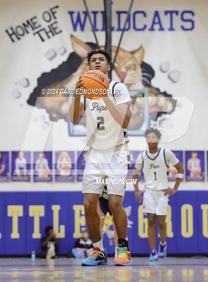 Thumbnail 2 in Pope John Paul II vs. Independence photogallery.
