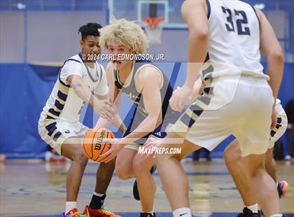 Thumbnail 3 in Pope John Paul II vs. Independence photogallery.