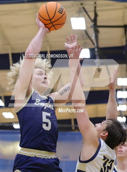 Thumbnail 3 in Pope John Paul II vs. Independence photogallery.