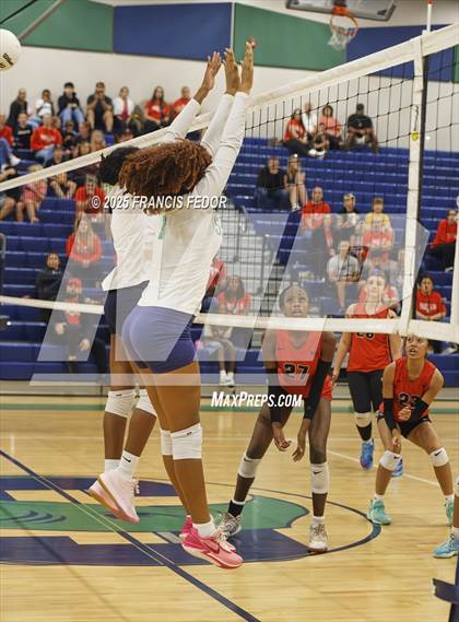 Thumbnail 2 in JV: Bloomingdale @ Sumner photogallery.