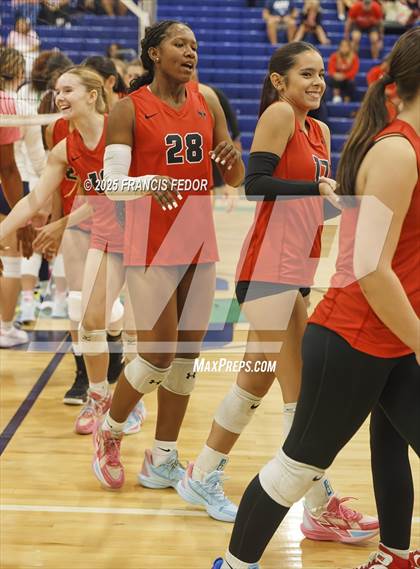 Thumbnail 1 in JV: Bloomingdale @ Sumner photogallery.
