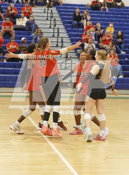Thumbnail 3 in JV: Bloomingdale @ Sumner photogallery.