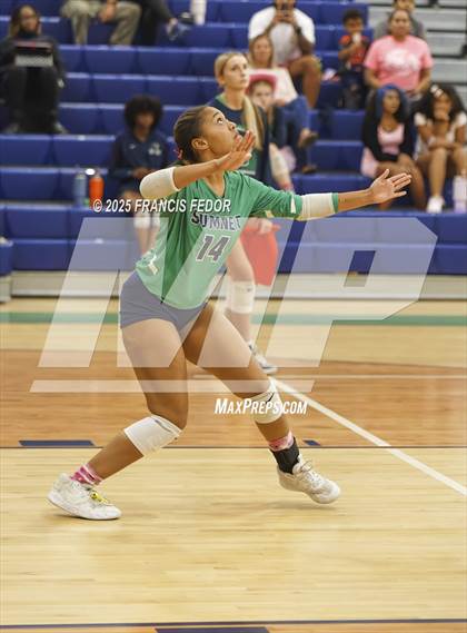Thumbnail 2 in JV: Bloomingdale @ Sumner photogallery.
