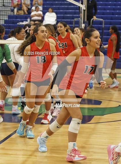 Thumbnail 3 in JV: Bloomingdale @ Sumner photogallery.