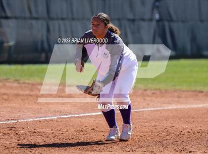 Thumbnail 2 in Discovery Canyon vs. Frederick (CHSAA 4A Second Round Playoff) photogallery.