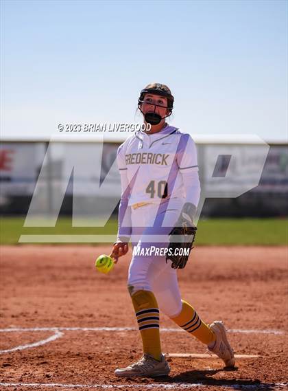 Thumbnail 3 in Discovery Canyon vs. Frederick (CHSAA 4A Second Round Playoff) photogallery.