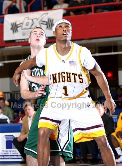 Thumbnail 1 in Yorktown vs Mt. Vernon (Section 1 AA Semifinal) photogallery.