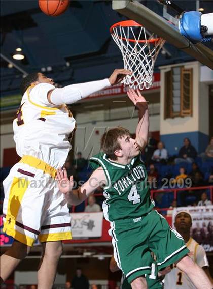 Thumbnail 2 in Yorktown vs Mt. Vernon (Section 1 AA Semifinal) photogallery.