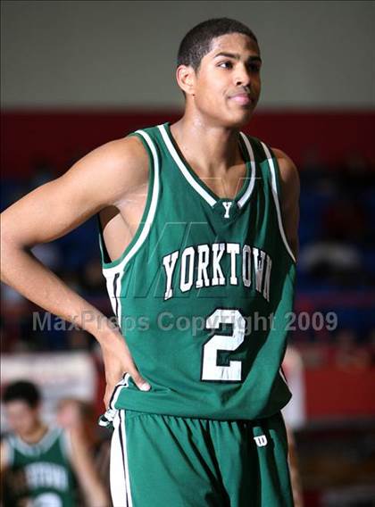 Thumbnail 1 in Yorktown vs Mt. Vernon (Section 1 AA Semifinal) photogallery.