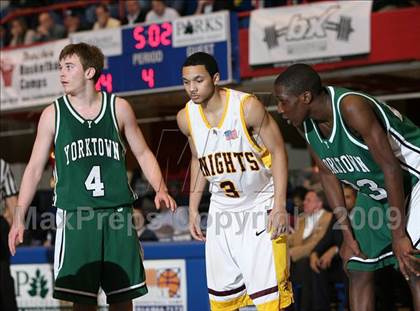 Thumbnail 1 in Yorktown vs Mt. Vernon (Section 1 AA Semifinal) photogallery.