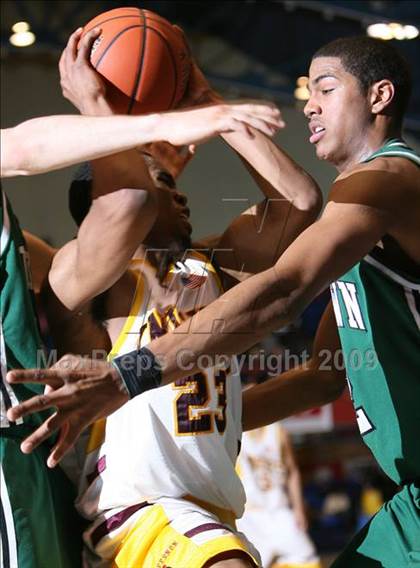 Thumbnail 2 in Yorktown vs Mt. Vernon (Section 1 AA Semifinal) photogallery.