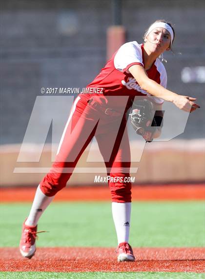 Thumbnail 2 in Oaks Christian vs. Orange Lutheran (CIF SS 1st Round) photogallery.
