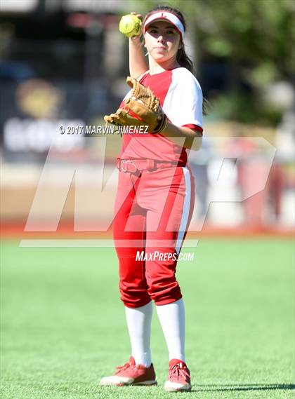 Thumbnail 3 in Oaks Christian vs. Orange Lutheran (CIF SS 1st Round) photogallery.