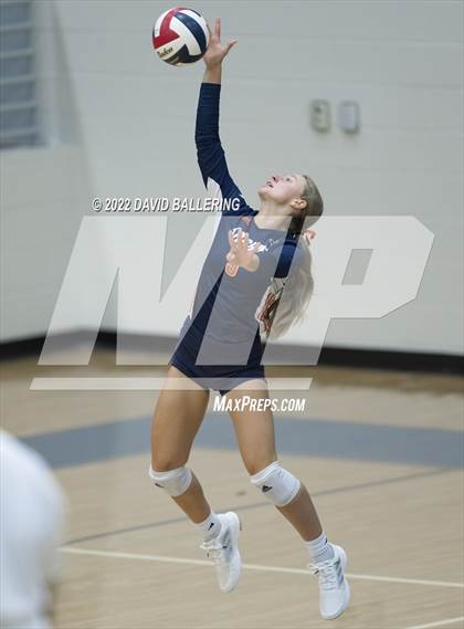 Thumbnail 3 in Sachse vs. Vandegrift (NISD Tournament) photogallery.