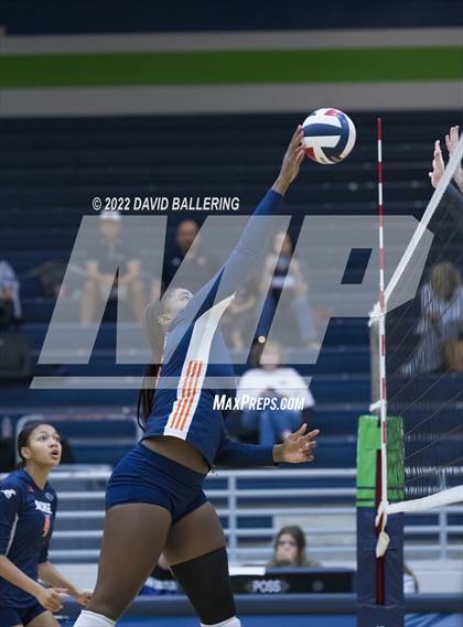 Thumbnail 2 in Sachse vs. Vandegrift (NISD Tournament) photogallery.
