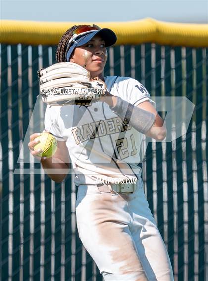Thumbnail 2 in Central Catholic vs Liberty (CIF NorCal D2 Round 1 Softball Championships) photogallery.