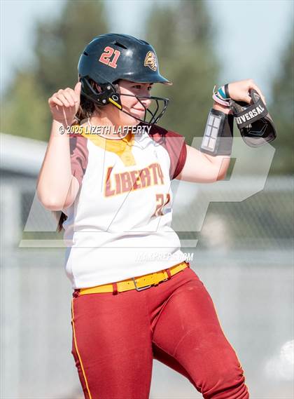 Thumbnail 1 in Central Catholic vs Liberty (CIF NorCal D2 Round 1 Softball Championships) photogallery.
