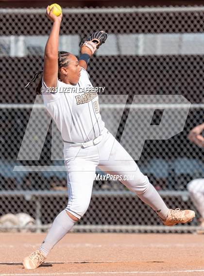Thumbnail 2 in Central Catholic vs Liberty (CIF NorCal D2 Round 1 Softball Championships) photogallery.