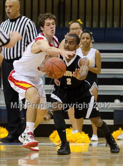 Thumbnail 3 in Cathedral Catholic vs Mission Bay (CIF SDS D3 Final) photogallery.