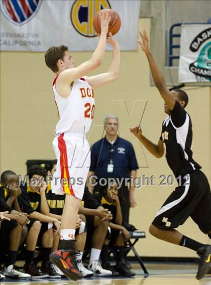 Thumbnail 1 in Cathedral Catholic vs Mission Bay (CIF SDS D3 Final) photogallery.