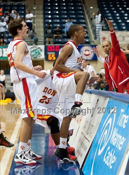 Thumbnail 3 in Cathedral Catholic vs Mission Bay (CIF SDS D3 Final) photogallery.