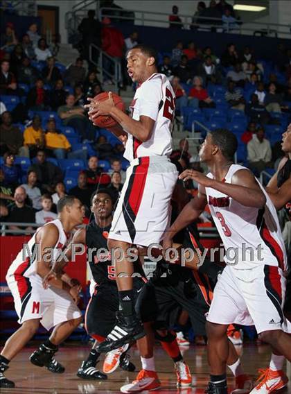 Thumbnail 3 in Marcus vs Douglas (Metroplex Thanksgiving Hoopfest) photogallery.