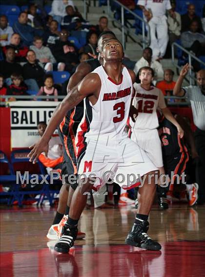 Thumbnail 2 in Marcus vs Douglas (Metroplex Thanksgiving Hoopfest) photogallery.