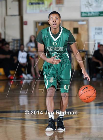 Thumbnail 1 in Archbishop Carroll vs. Oak Ridge (City of Palms Classic) photogallery.