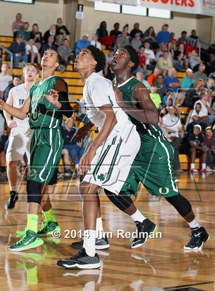 Thumbnail 3 in Archbishop Carroll vs. Oak Ridge (City of Palms Classic) photogallery.