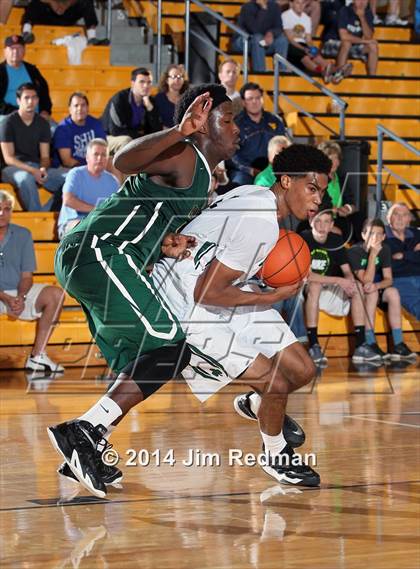 Thumbnail 3 in Archbishop Carroll vs. Oak Ridge (City of Palms Classic) photogallery.