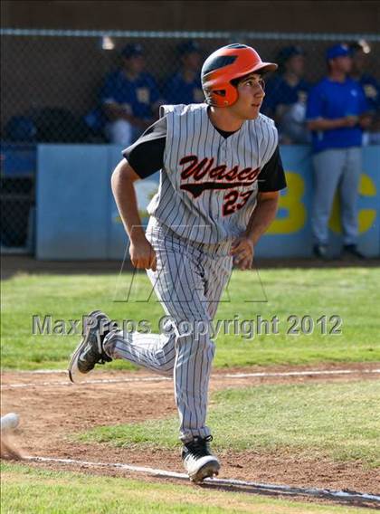 Thumbnail 1 in Bakersfield Christian vs. Wasco photogallery.