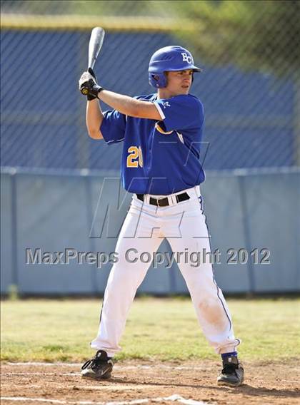 Thumbnail 3 in Bakersfield Christian vs. Wasco photogallery.