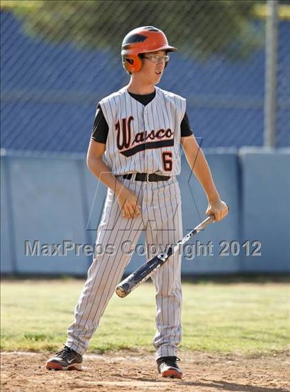 Thumbnail 3 in Bakersfield Christian vs. Wasco photogallery.