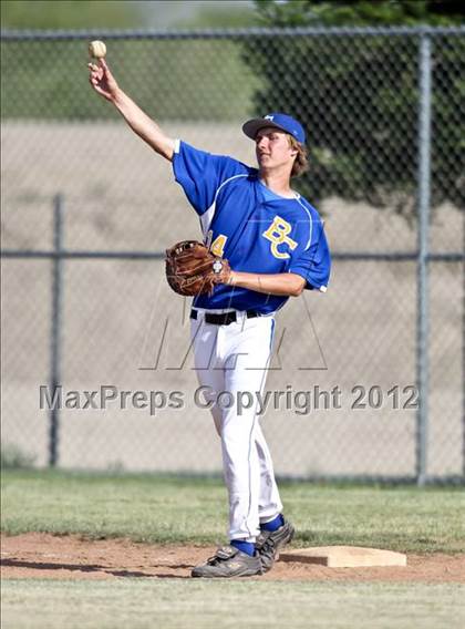 Thumbnail 3 in Bakersfield Christian vs. Wasco photogallery.
