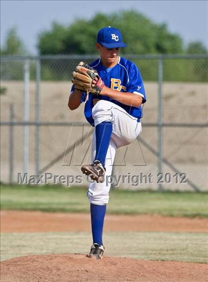 Thumbnail 3 in Bakersfield Christian vs. Wasco photogallery.