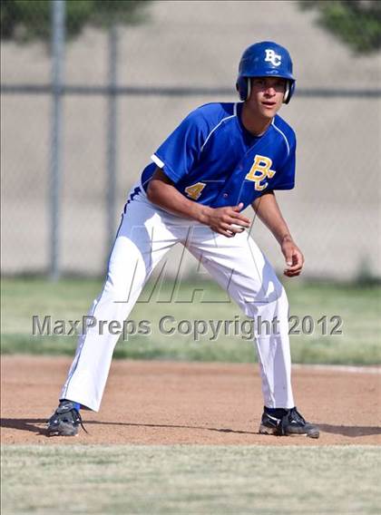 Thumbnail 2 in Bakersfield Christian vs. Wasco photogallery.