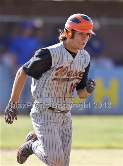 Thumbnail 3 in Bakersfield Christian vs. Wasco photogallery.