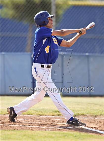 Thumbnail 2 in Bakersfield Christian vs. Wasco photogallery.