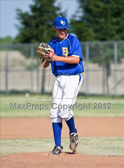 Thumbnail 3 in Bakersfield Christian vs. Wasco photogallery.