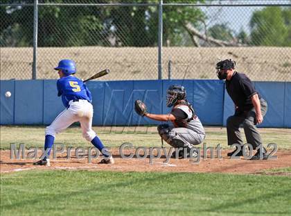 Thumbnail 2 in Bakersfield Christian vs. Wasco photogallery.