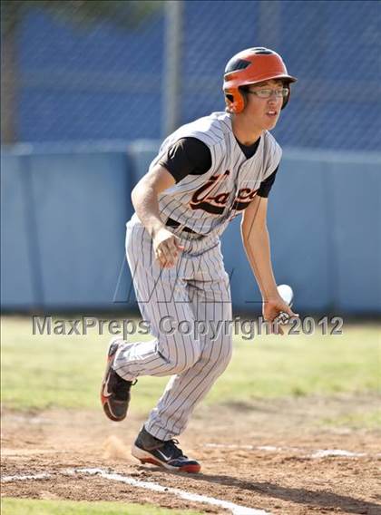 Thumbnail 2 in Bakersfield Christian vs. Wasco photogallery.