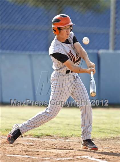 Thumbnail 3 in Bakersfield Christian vs. Wasco photogallery.