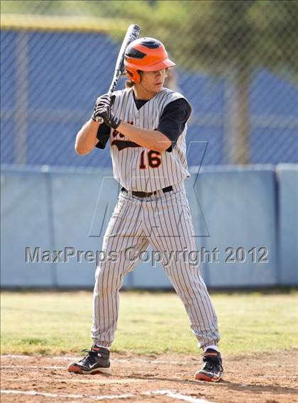 Thumbnail 1 in Bakersfield Christian vs. Wasco photogallery.